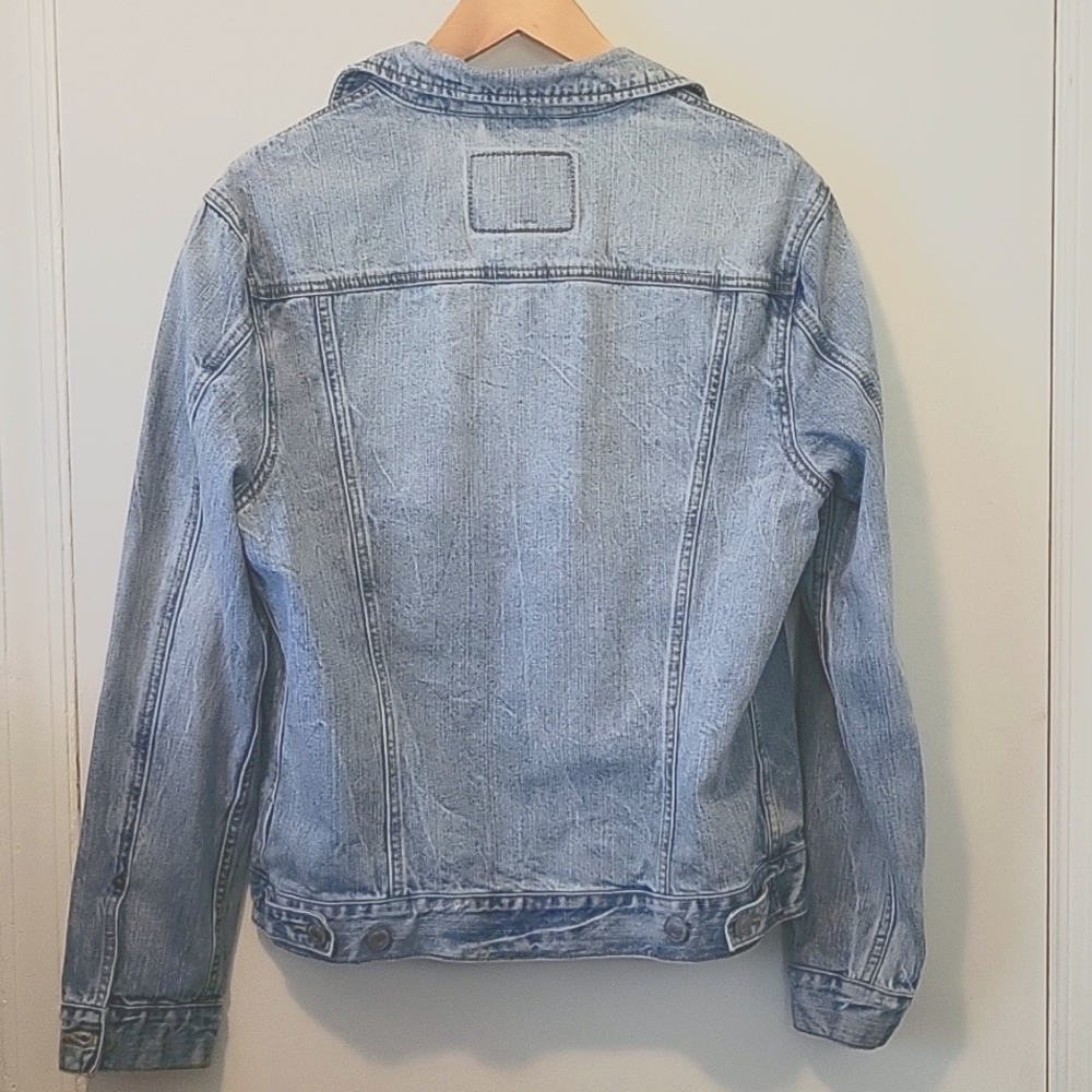 AE Denim Trucker Jacket - Picture 4 of 5